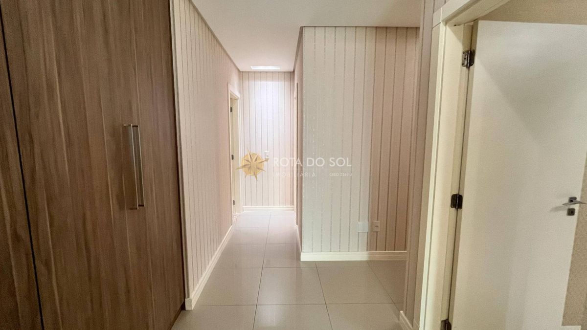 Magic Tower Apartamento 4 Suítes na Meia Praia — foto 9