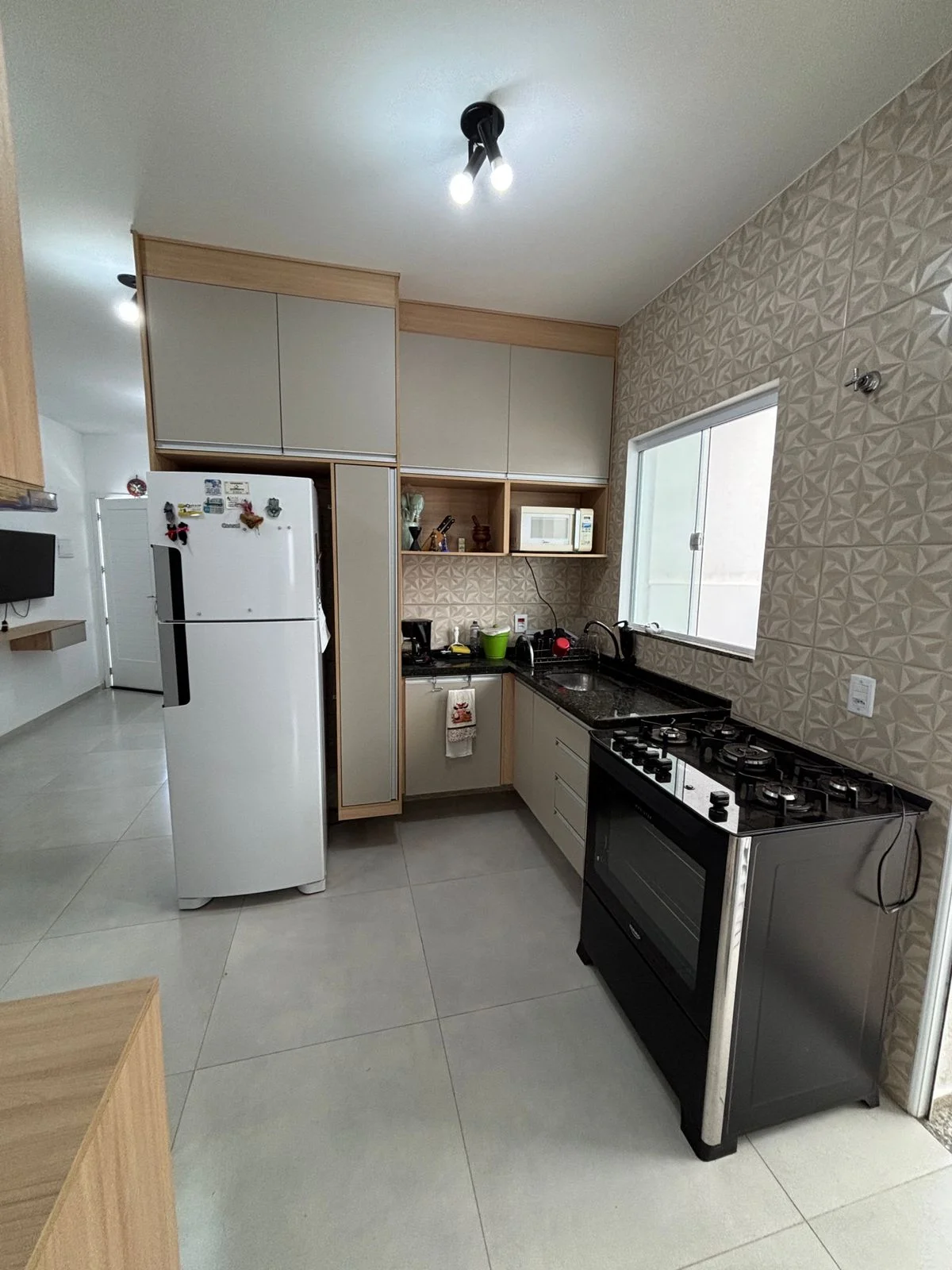 Casa à venda no Condomínio Península – 3 quartos, suíte, lazer completo | Pindamonhangaba